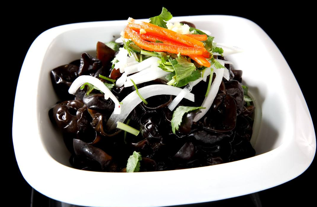 红油木耳制作方法